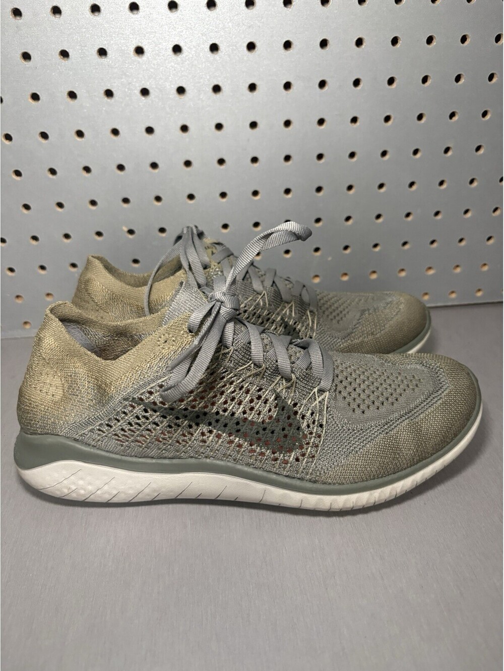 Nike Free RN Flyknit 2018 Running Shoes Womens Sz 9.5 Gray Green Mica 942839-003